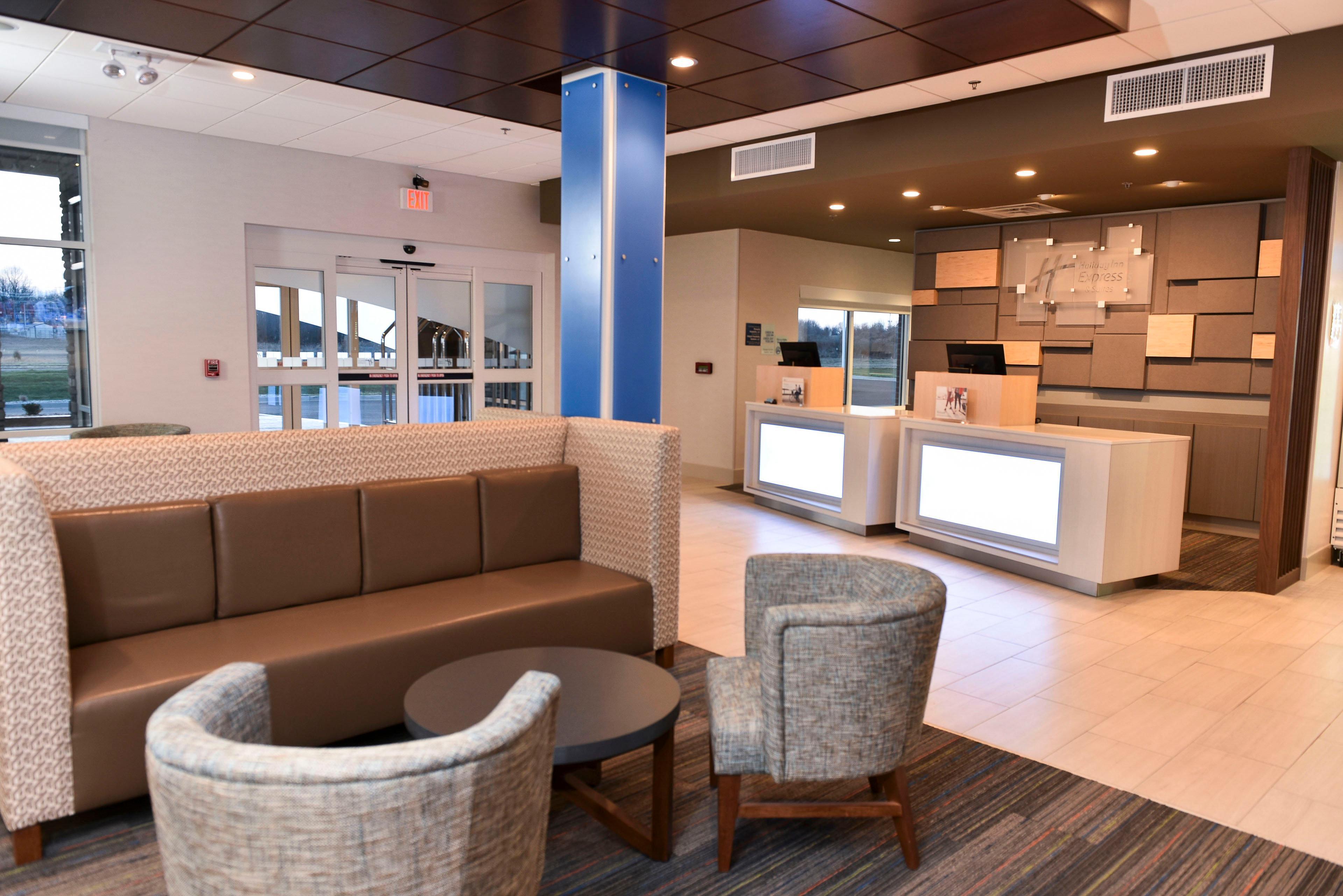 Holiday Inn Express & Suites - Madisonville By Ihg Экстерьер фото