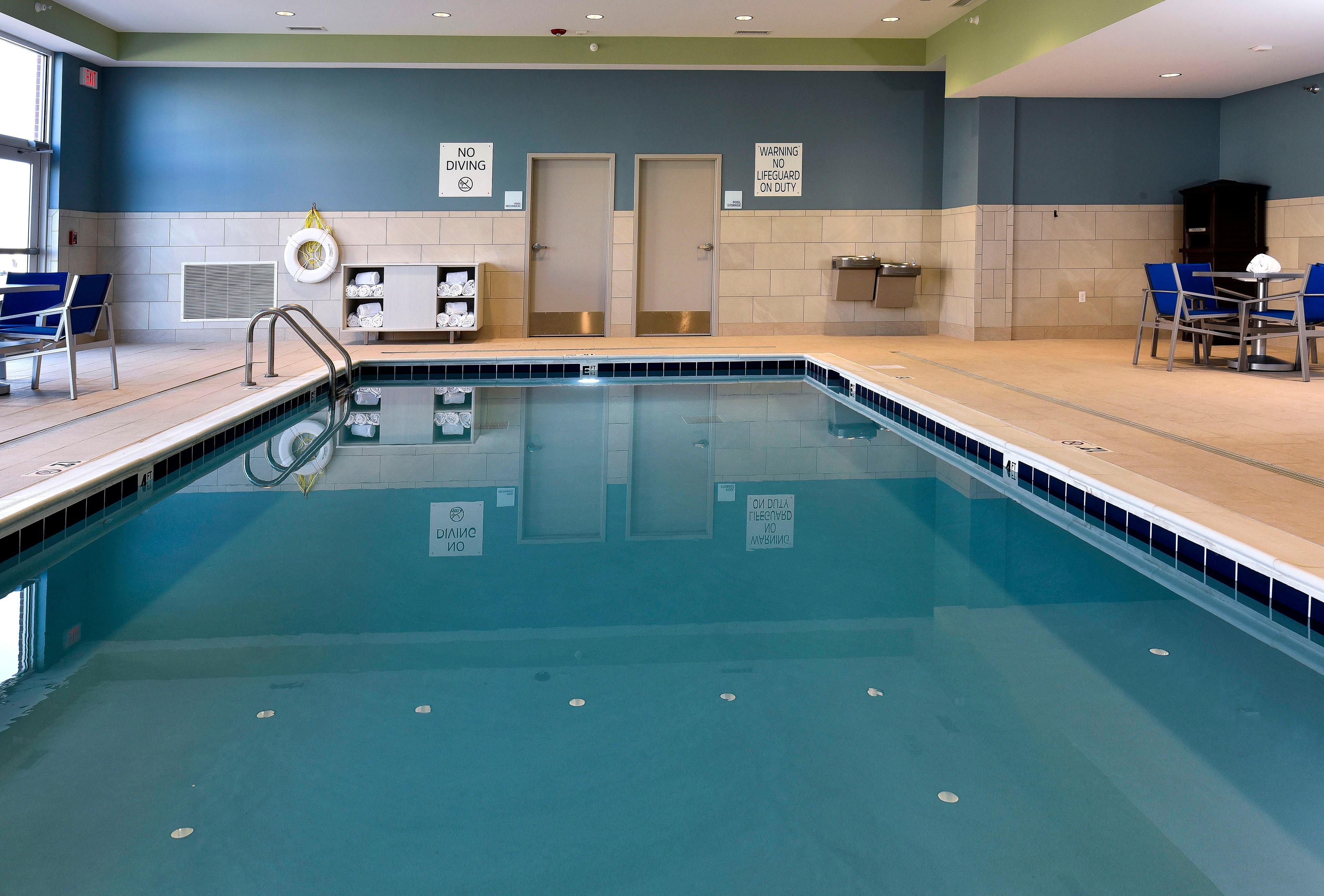 Holiday Inn Express & Suites - Madisonville By Ihg Экстерьер фото