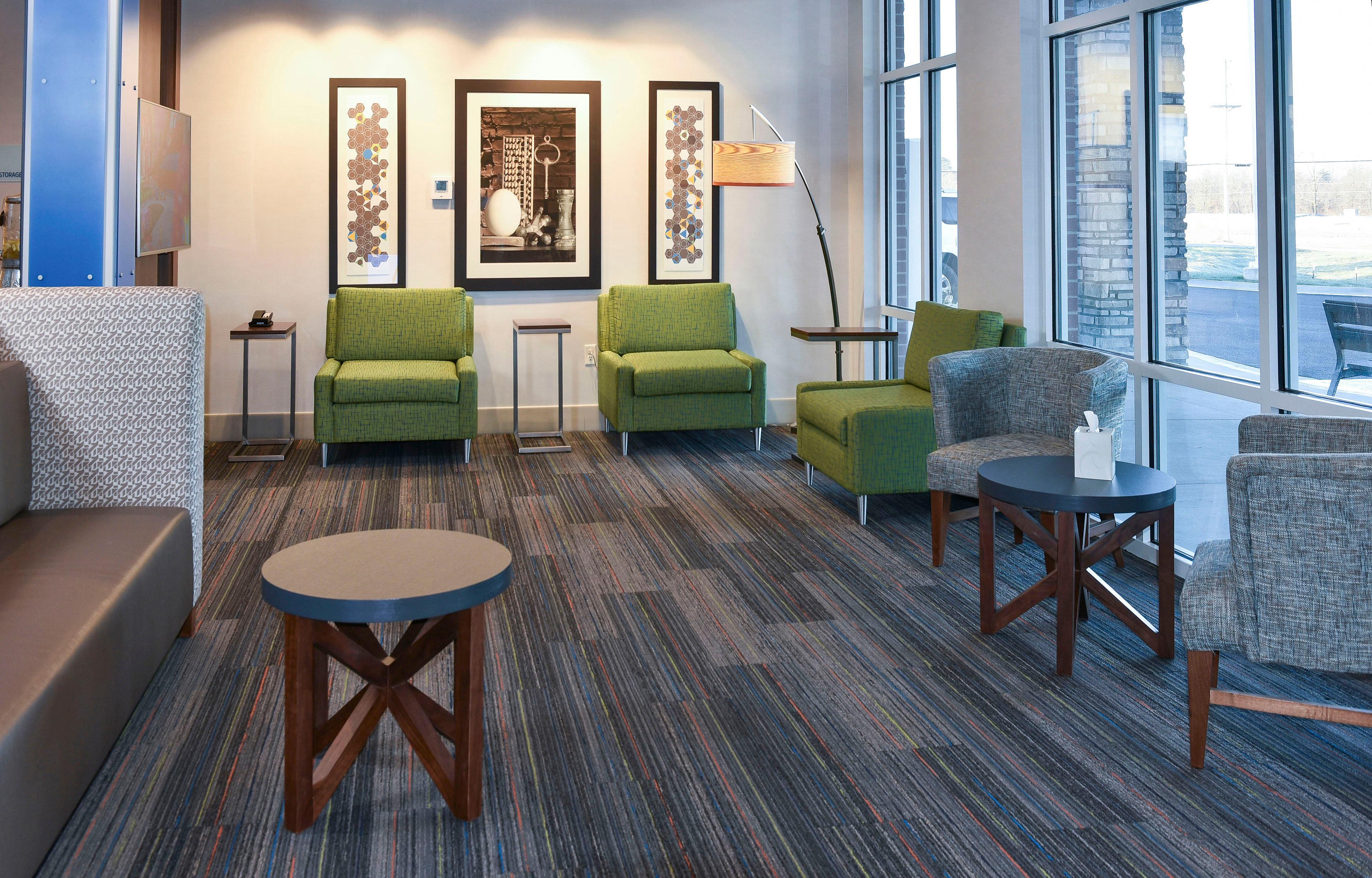 Holiday Inn Express & Suites - Madisonville By Ihg Экстерьер фото
